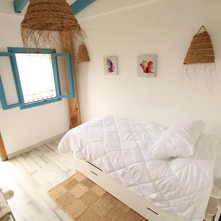 Almadrava Apartment